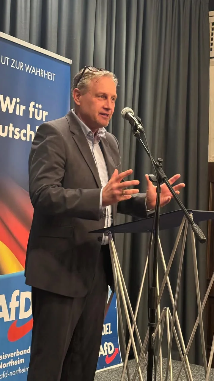 Erfolgreicher Neujahrsempfang trotz Einschüchterungsversuchen vor der Tür Der altehrw …