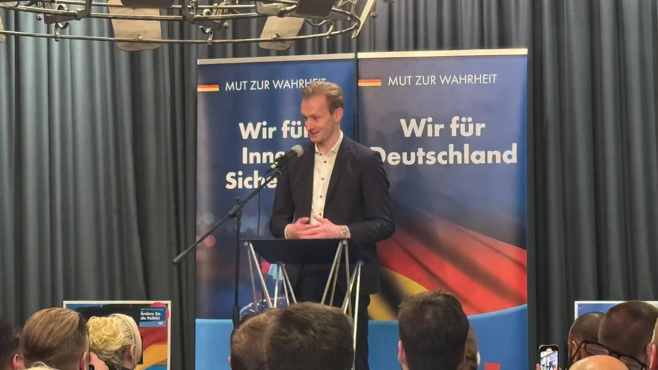Erfolgreicher Neujahrsempfang trotz Einschüchterungsversuchen vor der Tür Der altehrw …