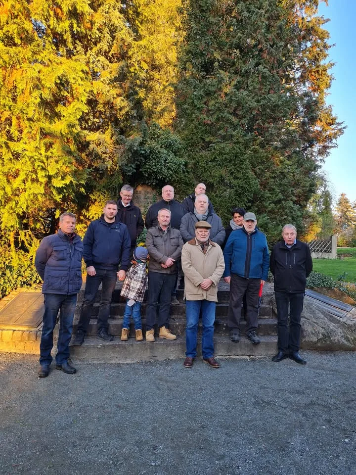 Am sogenannten Stillen Tag, dem Volkstrauertag war der #AfD Kreisverband #Northeim mi …